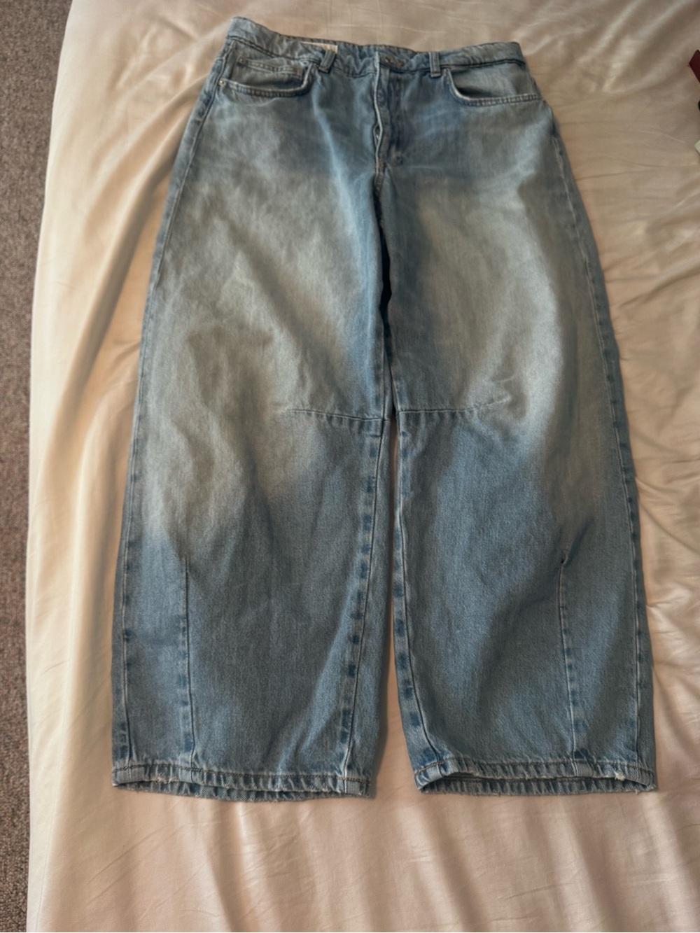 ZARA mid-rise baggy barrel  Jeans